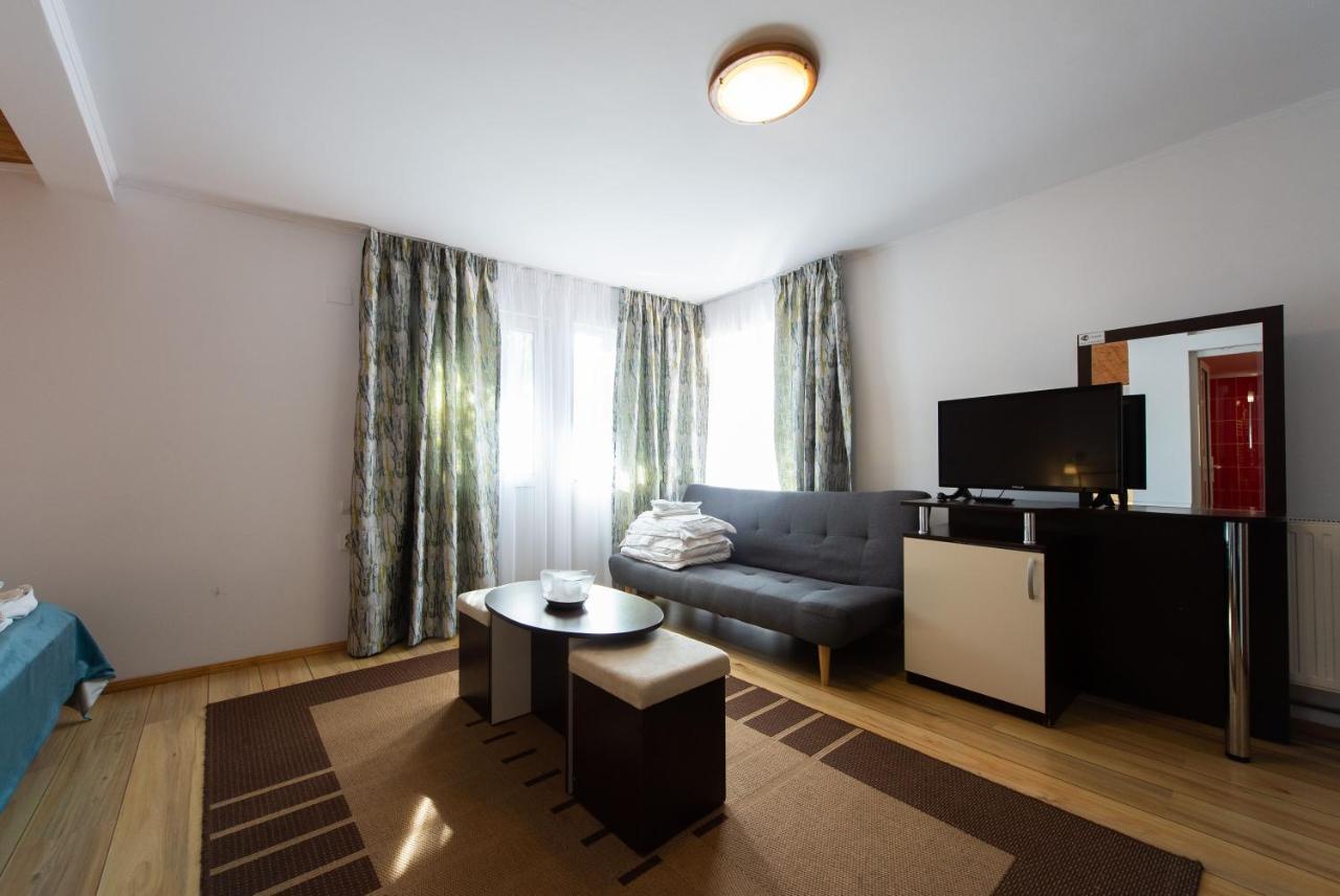 Vila Bradet Buşteni Exterior foto